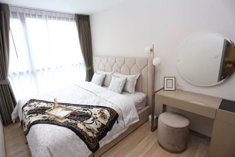 Condo in Bangkok, Thailand, 1 bedroom  № 143569 - photo 3