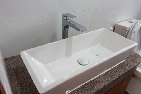 Дом в Бангкоке, Таиланд с 3 спальнями  № 143568 - фото 8