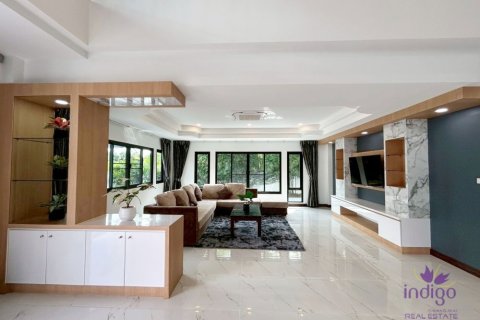 House in Chiang Mai, Thailand 5 bedrooms № 162677 - photo 4