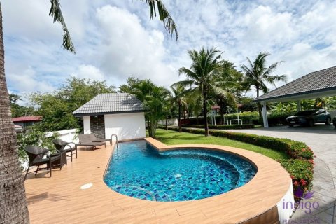 House in Chiang Mai, Thailand 5 bedrooms № 162677 - photo 3