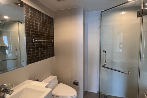 Studio in the Condo in Watthana, Bangkok, Thailand  № 161286 - photo 7