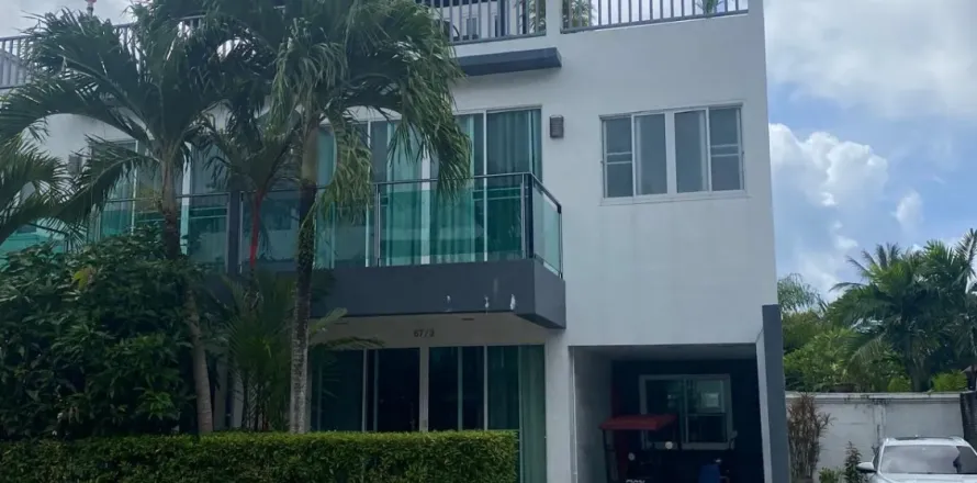 Townhouse à Kathu, Thaïlande 2 chambres № 161283