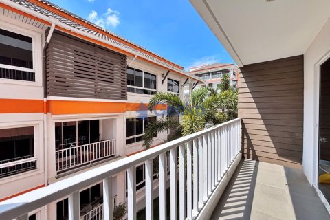 Studio dans le Condo à Pattaya, Thaïlande  № 209342