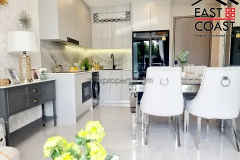 Condominio de 1 dormitorio en Jomtien Beach, Pattaya, Tailandia № 213349 - foto 2