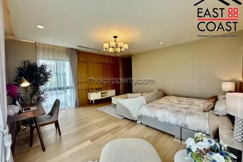 Casa de 5 dormitorios en Pattaya, Tailandia № 213351 - foto 13