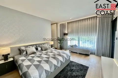 Casa de 5 dormitorios en Pattaya, Tailandia № 213351 - foto 17