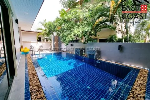 Casa de 2 dormitorios en Pattaya, Tailandia № 213350 - foto 16