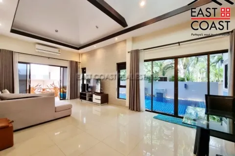 Casa de 2 dormitorios en Pattaya, Tailandia № 213350 - foto 2