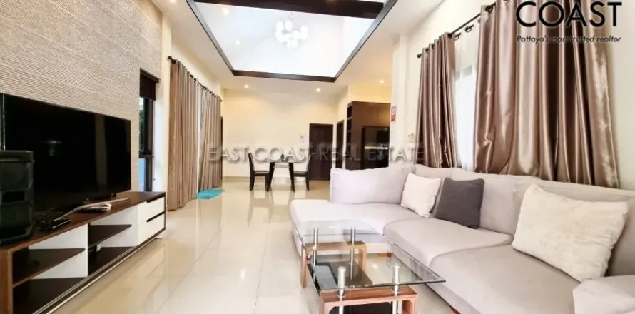 Casa de 2 dormitorios en Pattaya, Tailandia № 213350