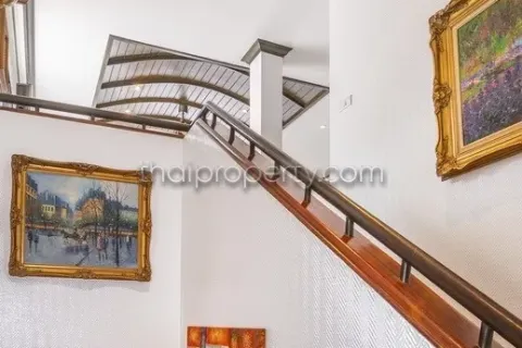 Casa de 3 dormitorios en Pattaya, Tailandia № 213353 - foto 5