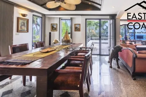 Casa de 3 dormitorios en Pattaya, Tailandia № 213353 - foto 3