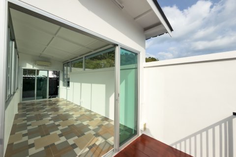 House in Phuket, Thailand 4 bedrooms № 171188 - photo 23