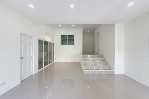 House in Phuket, Thailand 4 bedrooms № 171188 - photo 5