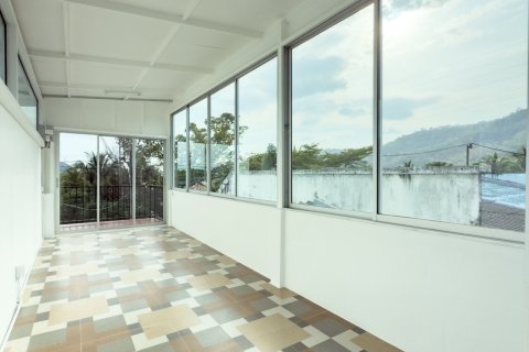 House in Phuket, Thailand 4 bedrooms № 171188 - photo 22