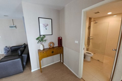 Condo à Pathum Wan, Bangkok, Thaïlande, 2 chambres  № 135885 - photo 11