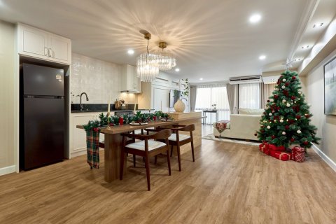 Condo in Chiang Mai, Thailand, 3 bedrooms  № 135886 - photo 2