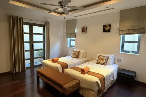 Villa in Phuket, Thailand 3 bedrooms № 164092 - photo 10