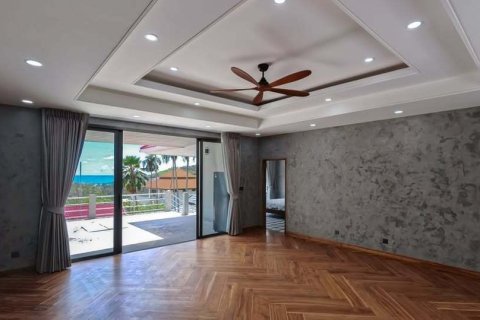 Villa in Ko Samui, Thailand 5 bedrooms № 164096 - photo 15
