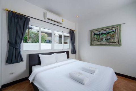 Villa in Hua Hin, Thailand 4 bedrooms № 158907 - photo 10