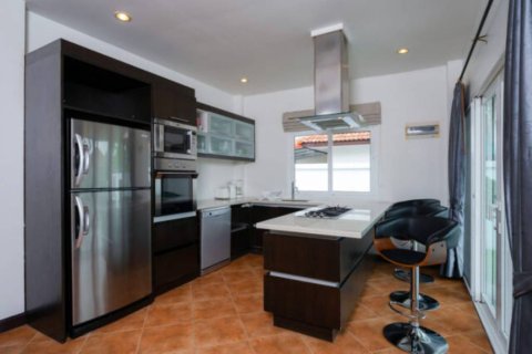 Villa in Hua Hin, Thailand 4 bedrooms № 158907 - photo 5