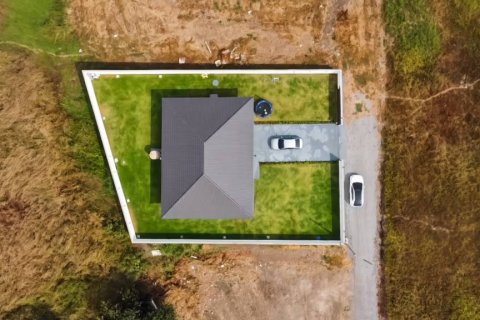 House in Pran Buri, Thailand 3 bedrooms № 158906 - photo 10