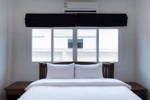 Villa in Hua Hin, Thailand 4 bedrooms № 158909 - photo 8