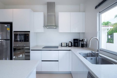 Villa in Hua Hin, Thailand 4 bedrooms № 158909 - photo 5