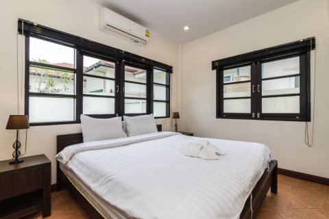 Villa in Hua Hin, Thailand 3 bedrooms № 158908 - photo 8