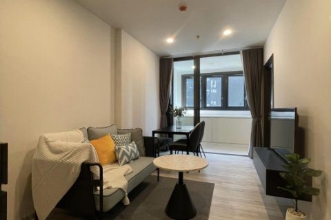 Condo in Huai Khwang, Bangkok, Thailand, 1 bedroom  № 219205