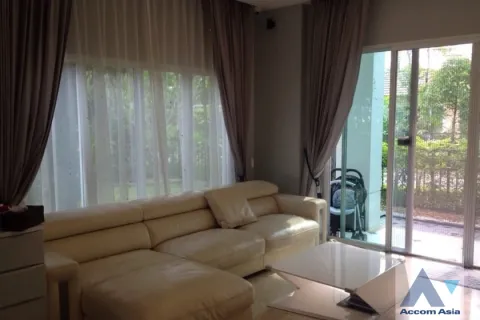 Haus in Bang Kruai, Thailand 6 Schlafzimmer № 219206 - Foto 2