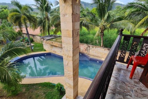 House in Phuket, Thailand 6 bedrooms № 145460 - photo 2