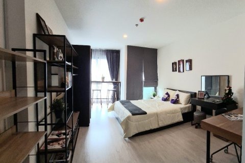 Studio dans le Condo à Ratchathewi, Bangkok, Thaïlande  № 173245 - photo 14