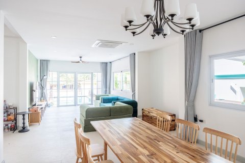 Villa à Pattaya, Thaïlande 5 chambres № 173240 - photo 2