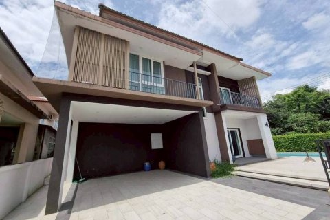 Villa à San Kamphaeng, Thaïlande 4 chambres № 173244