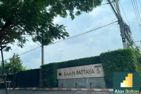 Casa de 3 dormitorios en Pattaya, Tailandia № 210953 - foto 16