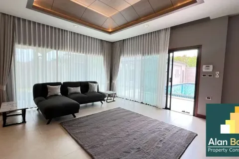 Casa de 3 dormitorios en Pattaya, Tailandia № 210953 - foto 6