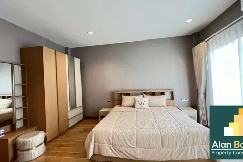 Casa de 3 dormitorios en Pattaya, Tailandia № 210953 - foto 8