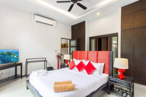 Villa in Phuket, Thailand 3 bedrooms № 146281 - photo 3