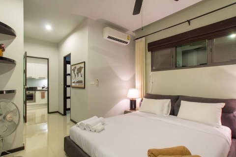 Villa in Phuket, Thailand 3 bedrooms № 146281 - photo 16