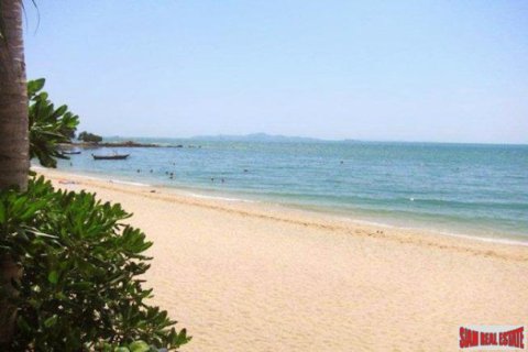 Apartment in Pattaya, Thailand 2 bedrooms № 193187 - photo 4