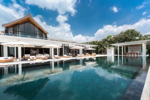 House in Phuket, Thailand 7 bedrooms № 180395 - photo 24