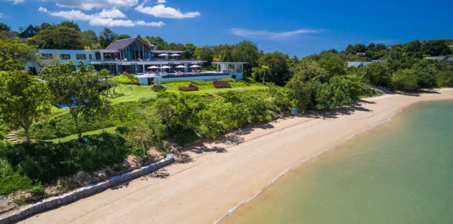 House in Phuket, Thailand 7 bedrooms № 180395