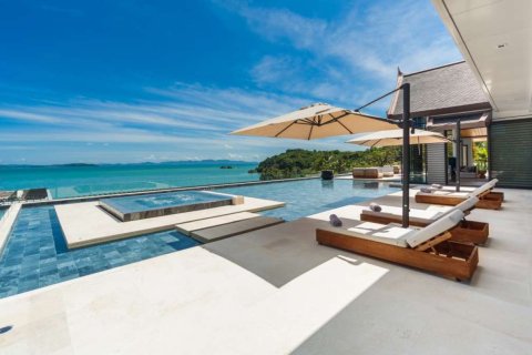 House in Phuket, Thailand 7 bedrooms № 180395 - photo 27