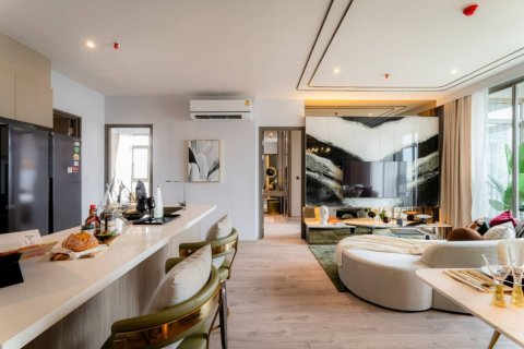 Condo in Bangkok, Thailand, 2 bedrooms  № 180400