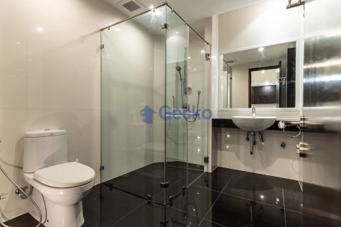 Condo in Pattaya, Thailand, 3 bedrooms № 196587 - photo 18