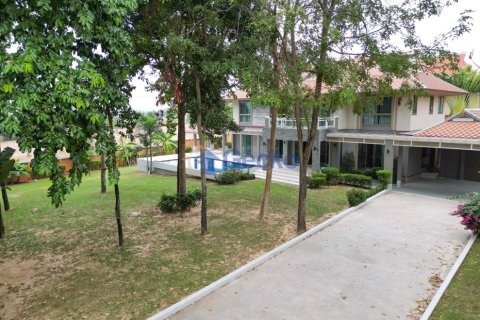 Maison à Pattaya, Thaïlande 6 chambres № 196584 - photo 6