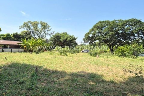 Land in Ban Lam Luk Ka, Thailand 1400 sq.m. № 154125 - photo 12