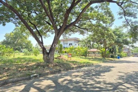 Land in Ban Lam Luk Ka, Thailand 1400 sq.m. № 154125 - photo 1