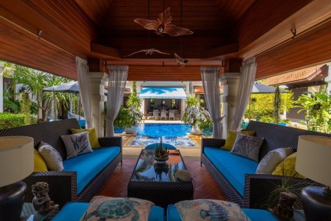 Villa in Phuket, Thailand 4 bedrooms № 154128 - photo 10