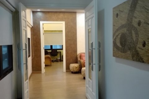 บ้านในวัฒนา, กรุงเทพฯ, ประเทศไทย 4 ห้องนอน № 200675 - รูปถ่าย 17